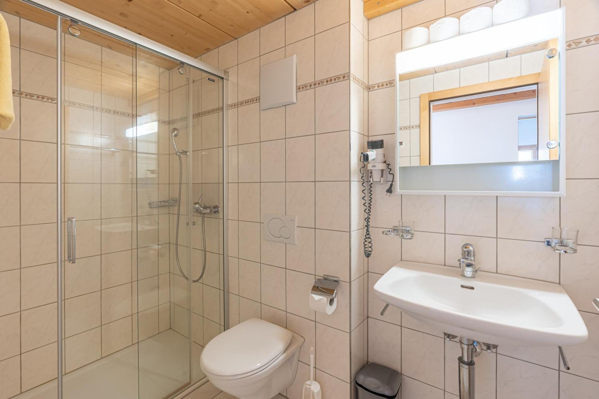 Appartmenthaus Bergfreund Fiesch Ngoại thất bức ảnh